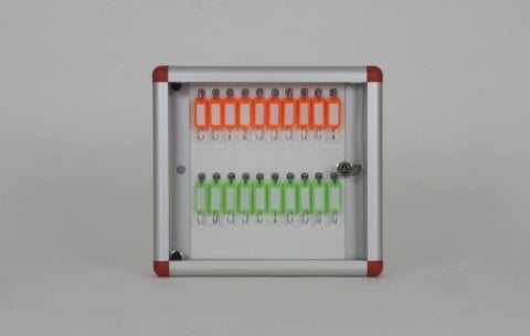 Anahtar Dolabı 20 Kanca Kapasiteli Pleksi Kapılı