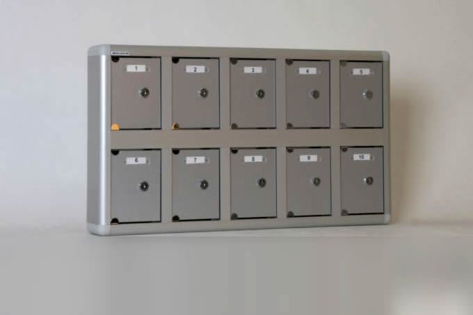 Mobile Phone Locker with Aluminum Composite Door