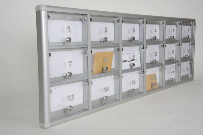 Posta Kutusu 18 Daire Numaralı Şeffaf Pleksi Kapılı