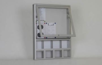 Broşürlüklü 6 A4 Kapasiteli Duyuru Panosu