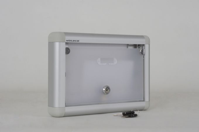 Mailbox with Nameplate Holder