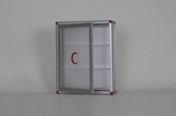 Büyük Ecza Dolabı