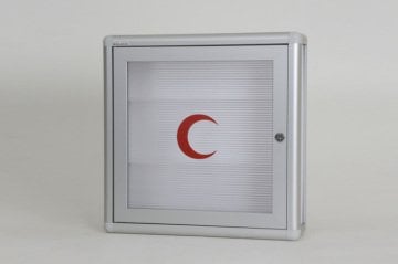 Kare Anahtarlı Ecza Dolabı