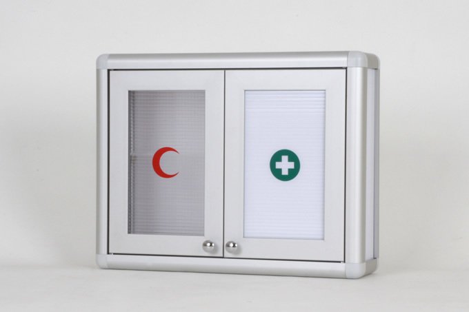 Ecza Dolabı Hilal Ve Plus