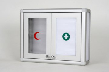 Ecza Dolabı Hilal Ve Plus