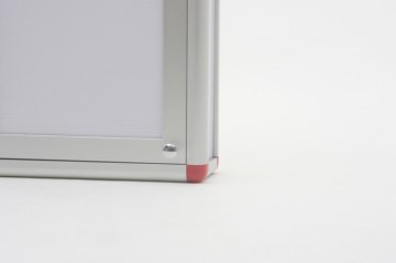 Ecza Dolabı Tek Kapılı Kırmızı Köşeli