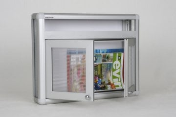 Boîte aux lettres partagée avec double porte