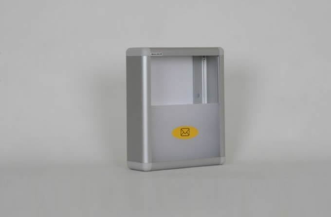 Mailbox without door, fixed barrier.