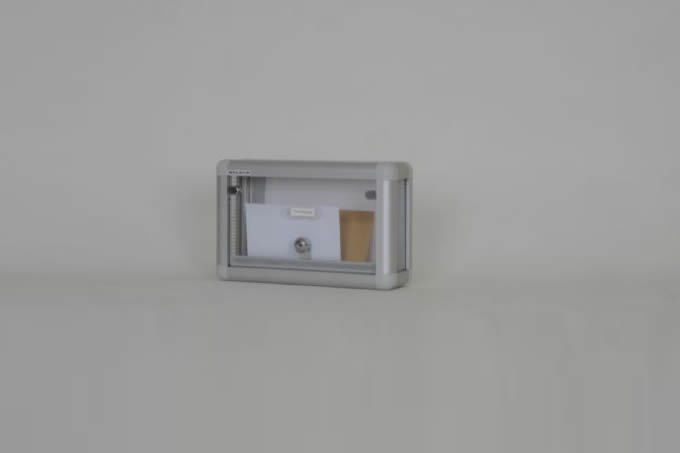 İsimlikli Şeffaf Yatay Posta Kutusu