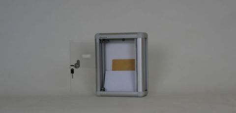 İsimlikli Şeffaf Dikey Posta Kutusu